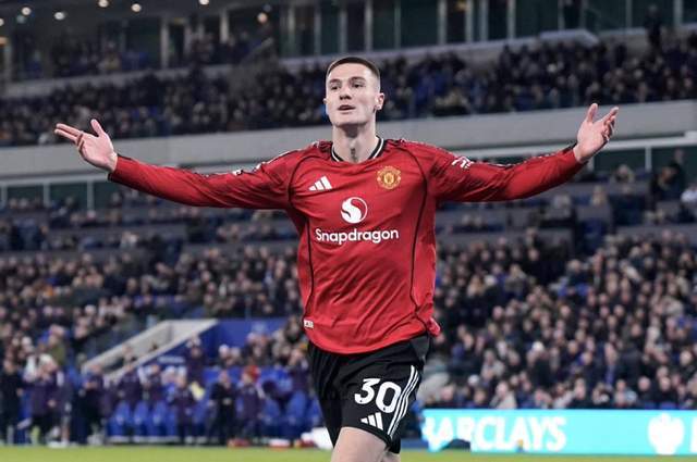 开云官方直播-1-0！卡里克神换人，谢什科一剑封喉，曼联复仇，剑指英超前三