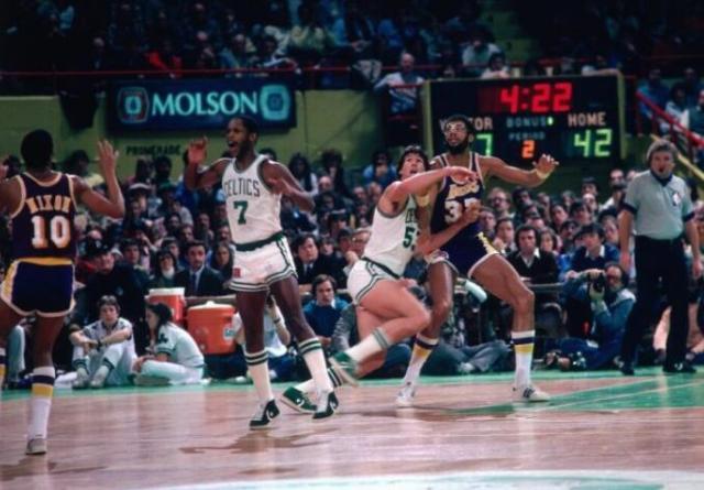 开云官方直播-NBA在意大利40周年！湖绿大战带给他们难忘记忆